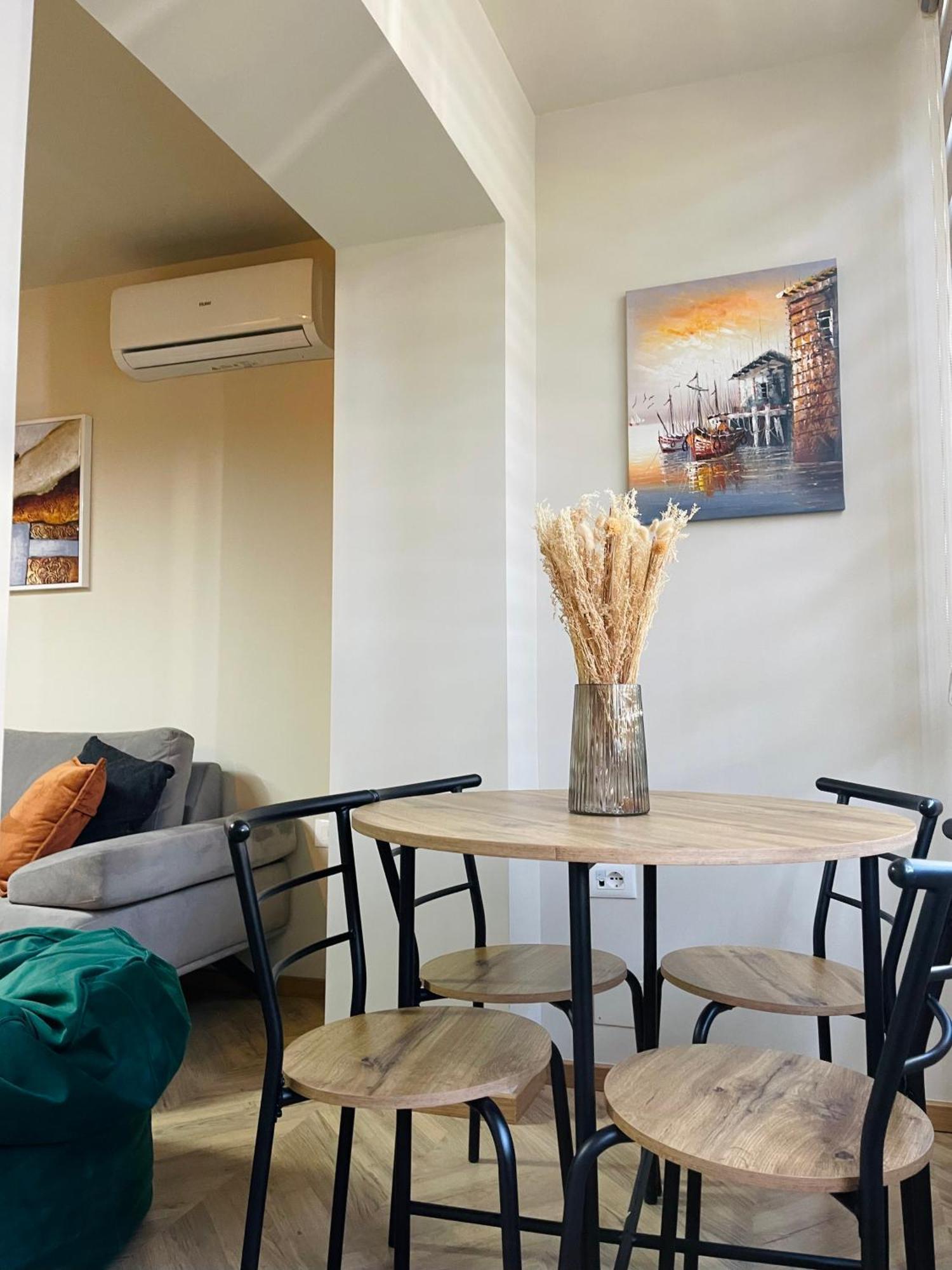 Dea'S Apartment: Hidden Gem Tirana Exterior foto
